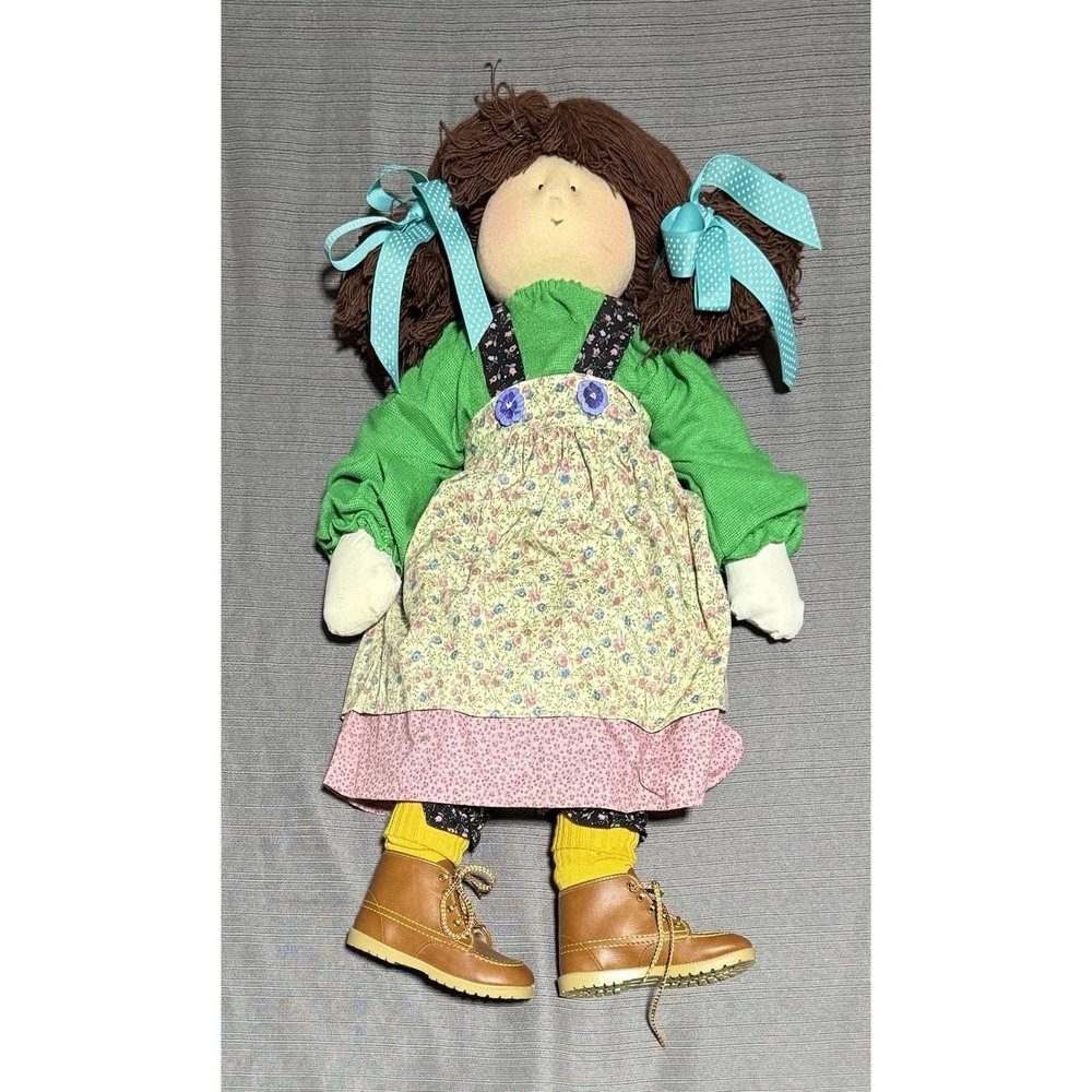Gretchen Wilsons Little‎ Souls Doll 1998 "Zoe" Signed
